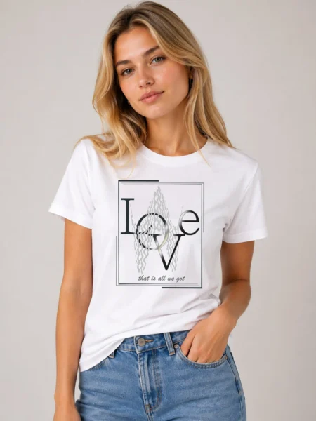Тениска LOVE